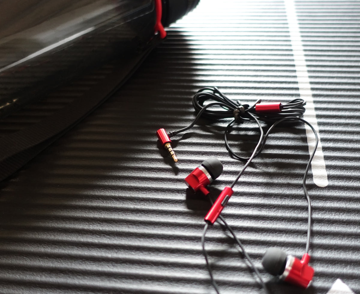 In ear headphones