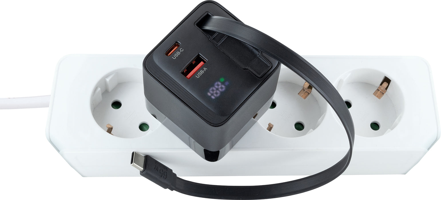 Fast charger with retractable cable 65W