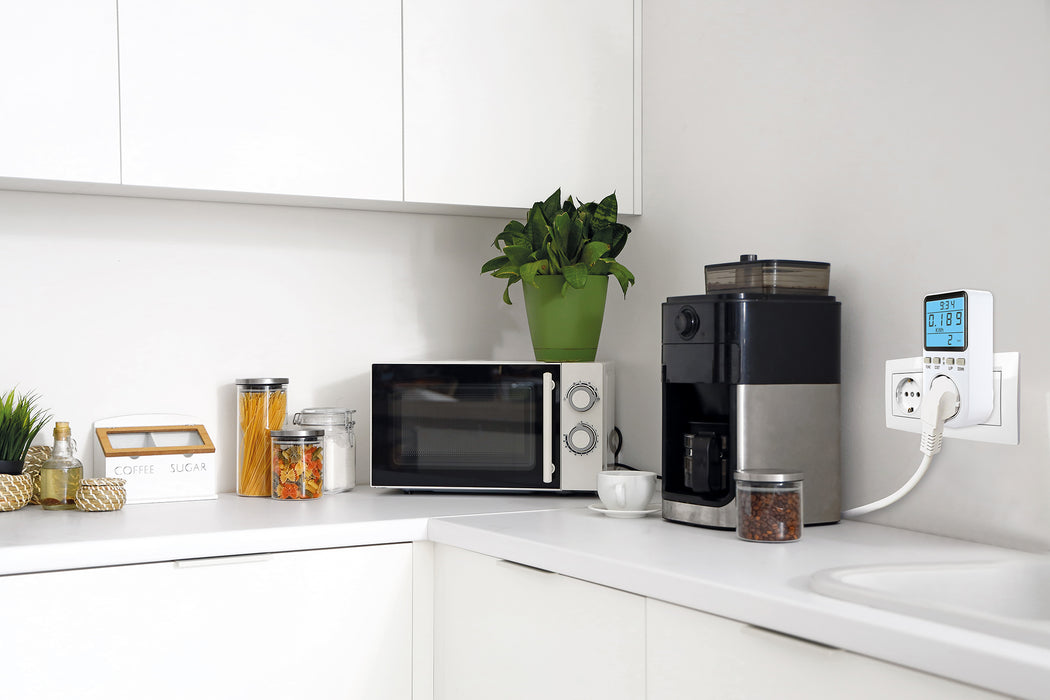 Energiekosten/Einspeisemessgerät beleuchtet